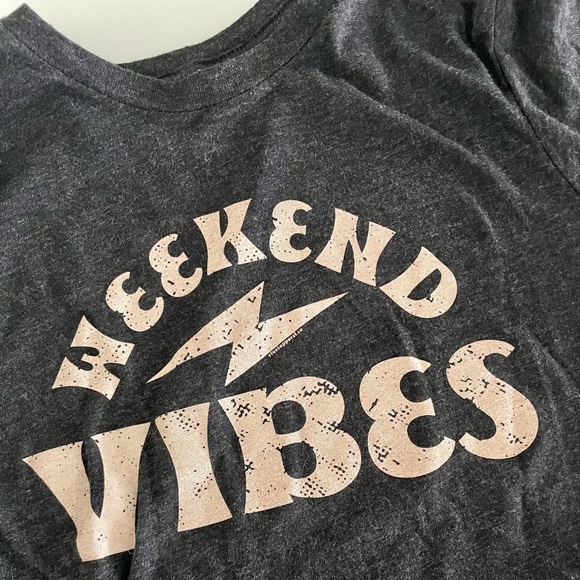 ⚡️ Youth Boy Weekend Vibes Tee Shirt - Picture 2 of 5